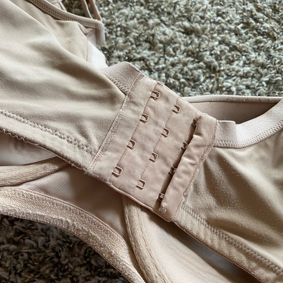 Modern Movements Bra 36G beige - Picture 2 of 6